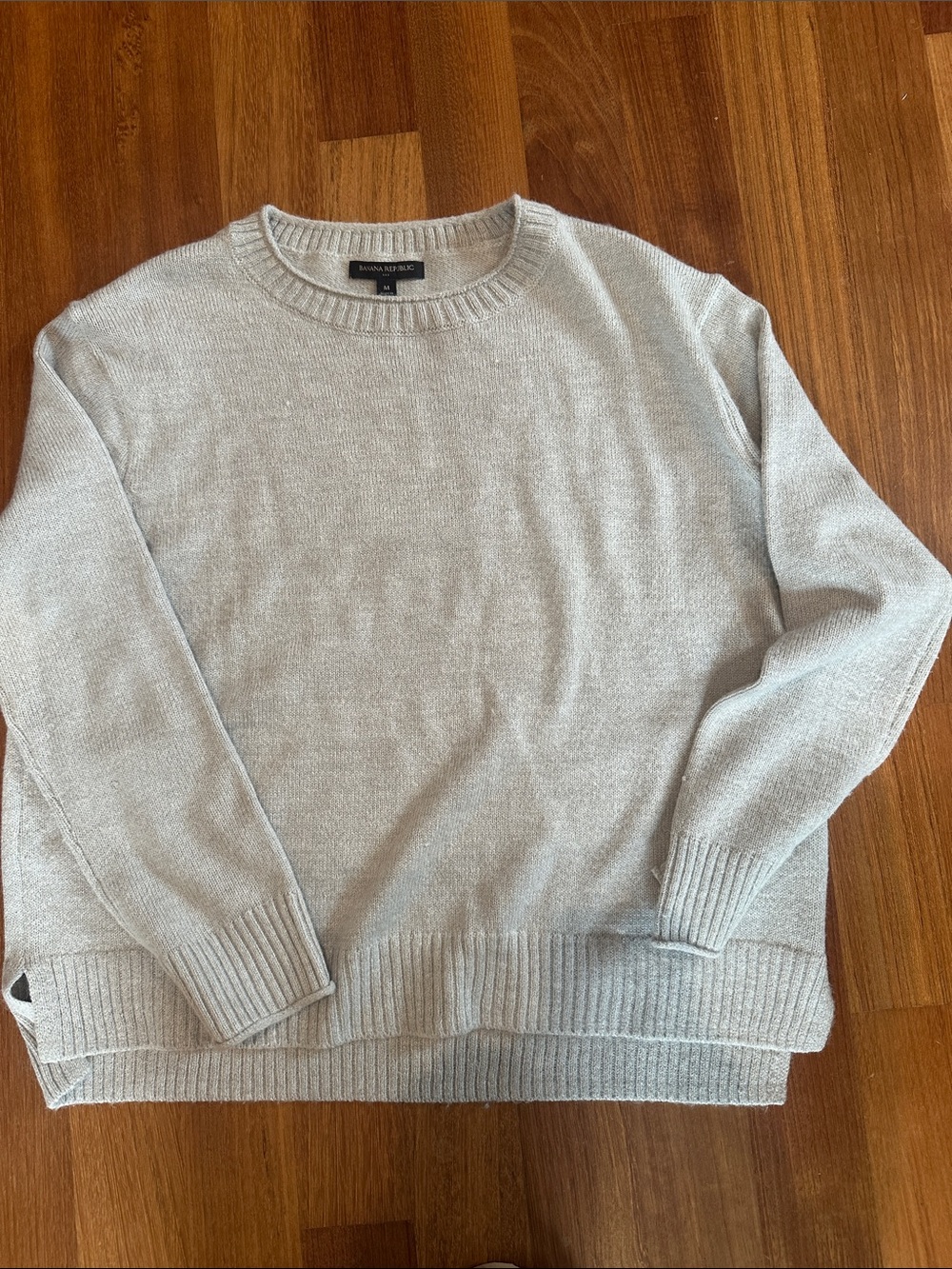 Banana Republic Light Gray Crewneck Sweater